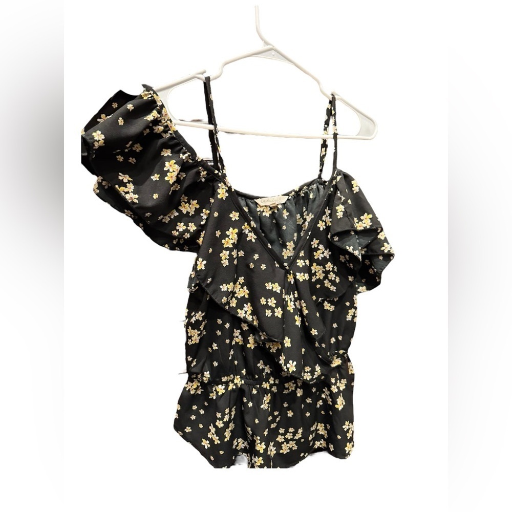 Off the shoulder Floral Black Ruffle Top LARGE